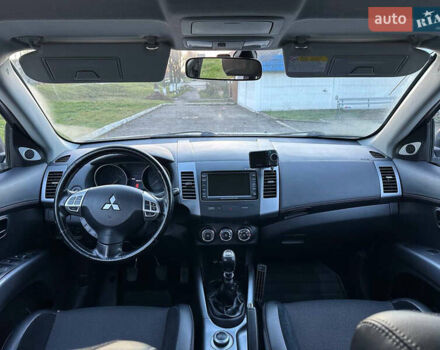 Білий Міцубісі Аутлендер, об'ємом двигуна 2.3 л та пробігом 160 тис. км за 10200 $, фото 21 на Automoto.ua