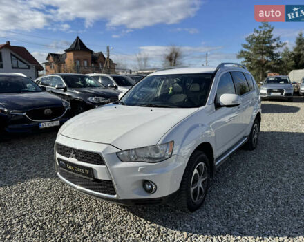 Белый Мицубиси Аутлендер, объемом двигателя 2.18 л и пробегом 271 тыс. км за 8700 $, фото 5 на Automoto.ua