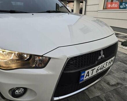 Білий Міцубісі Аутлендер, об'ємом двигуна 2.36 л та пробігом 178 тис. км за 10200 $, фото 47 на Automoto.ua