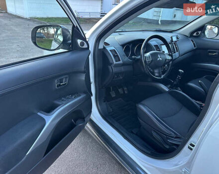 Білий Міцубісі Аутлендер, об'ємом двигуна 2.3 л та пробігом 160 тис. км за 10200 $, фото 18 на Automoto.ua