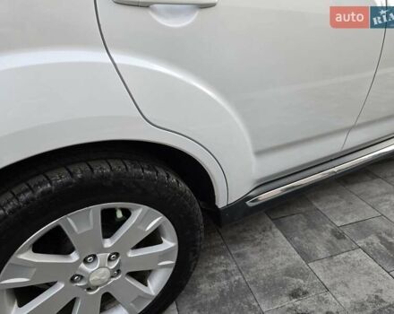 Білий Міцубісі Аутлендер, об'ємом двигуна 2.36 л та пробігом 178 тис. км за 10200 $, фото 55 на Automoto.ua