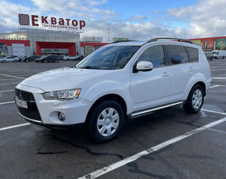 Білий Міцубісі Аутлендер, об'ємом двигуна 2.18 л та пробігом 198 тис. км за 11500 $, фото 6 на Automoto.ua