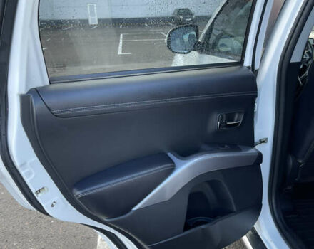 Білий Міцубісі Аутлендер, об'ємом двигуна 2.18 л та пробігом 198 тис. км за 11500 $, фото 38 на Automoto.ua