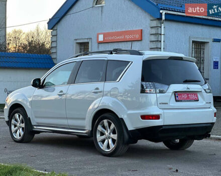 Білий Міцубісі Аутлендер, об'ємом двигуна 2.3 л та пробігом 160 тис. км за 10200 $, фото 2 на Automoto.ua