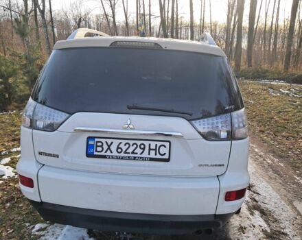 Білий Міцубісі Аутлендер, об'ємом двигуна 2 л та пробігом 270 тис. км за 10850 $, фото 7 на Automoto.ua