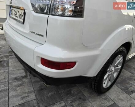 Білий Міцубісі Аутлендер, об'ємом двигуна 2.36 л та пробігом 178 тис. км за 10200 $, фото 57 на Automoto.ua