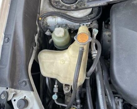 Белый Мицубиси Аутлендер, объемом двигателя 2.2 л и пробегом 260 тыс. км за 11000 $, фото 3 на Automoto.ua