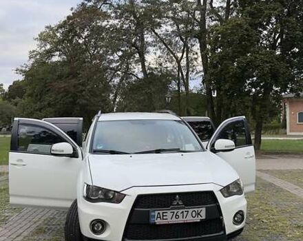 Белый Мицубиси Аутлендер, объемом двигателя 2 л и пробегом 172 тыс. км за 10999 $, фото 9 на Automoto.ua