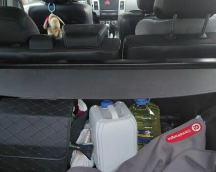 Білий Міцубісі Аутлендер, об'ємом двигуна 2.3 л та пробігом 286 тис. км за 12000 $, фото 15 на Automoto.ua