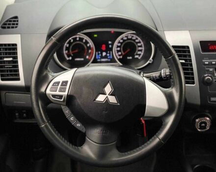 Белый Мицубиси Аутлендер, объемом двигателя 2 л и пробегом 248 тыс. км за 10490 $, фото 22 на Automoto.ua