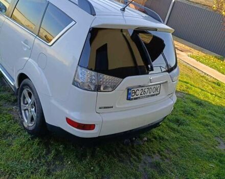 Белый Мицубиси Аутлендер, объемом двигателя 2.2 л и пробегом 232 тыс. км за 10950 $, фото 13 на Automoto.ua