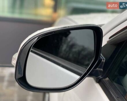 Білий Міцубісі Аутлендер, об'ємом двигуна 2 л та пробігом 248 тис. км за 10490 $, фото 15 на Automoto.ua