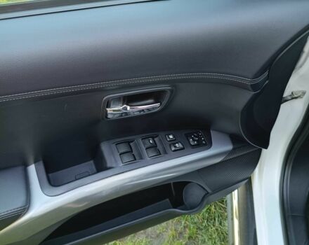 Белый Мицубиси Аутлендер, объемом двигателя 2.2 л и пробегом 232 тыс. км за 11100 $, фото 19 на Automoto.ua