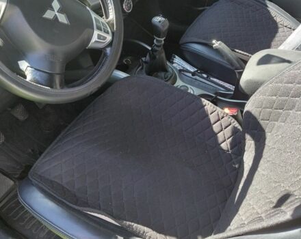 Білий Міцубісі Аутлендер, об'ємом двигуна 2.3 л та пробігом 286 тис. км за 12000 $, фото 12 на Automoto.ua