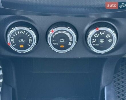 Белый Мицубиси Аутлендер, объемом двигателя 3 л и пробегом 269 тыс. км за 10500 $, фото 68 на Automoto.ua