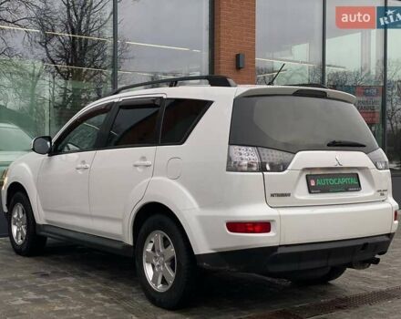 Білий Міцубісі Аутлендер, об'ємом двигуна 2 л та пробігом 248 тис. км за 10490 $, фото 10 на Automoto.ua