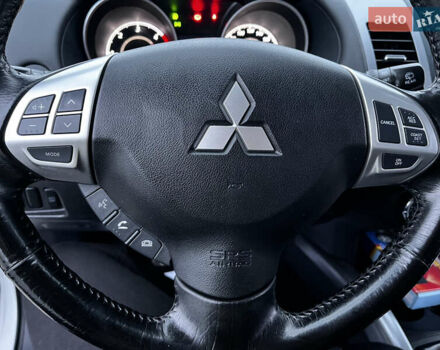 Белый Мицубиси Аутлендер, объемом двигателя 2.3 л и пробегом 161 тыс. км за 11150 $, фото 42 на Automoto.ua