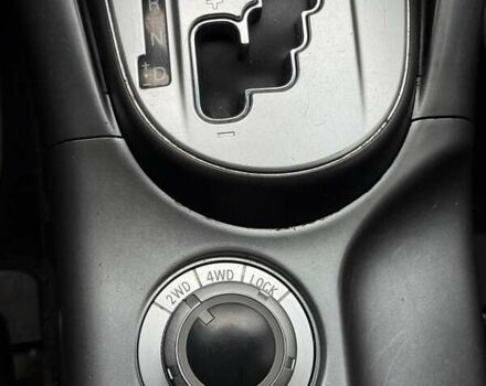 Белый Мицубиси Аутлендер, объемом двигателя 2.35 л и пробегом 192 тыс. км за 9300 $, фото 11 на Automoto.ua