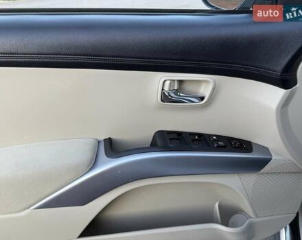 Белый Мицубиси Аутлендер, объемом двигателя 3 л и пробегом 269 тыс. км за 10500 $, фото 48 на Automoto.ua