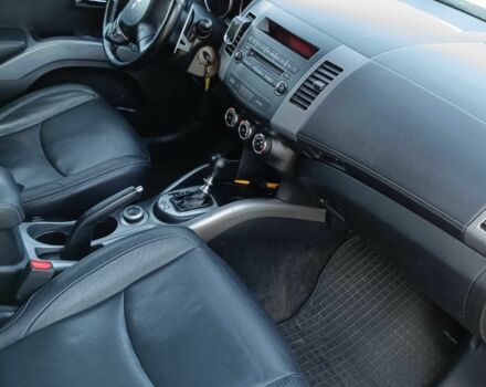 Белый Мицубиси Аутлендер, объемом двигателя 2.2 л и пробегом 232 тыс. км за 11100 $, фото 23 на Automoto.ua