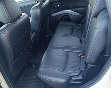 Белый Мицубиси Аутлендер, объемом двигателя 2.2 л и пробегом 232 тыс. км за 10950 $, фото 21 на Automoto.ua