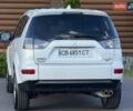 Белый Мицубиси Аутлендер, объемом двигателя 3 л и пробегом 269 тыс. км за 10500 $, фото 25 на Automoto.ua