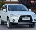 Белый Мицубиси Аутлендер, объемом двигателя 3 л и пробегом 269 тыс. км за 10500 $, фото 11 на Automoto.ua