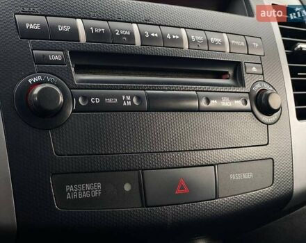 Білий Міцубісі Аутлендер, об'ємом двигуна 2 л та пробігом 248 тис. км за 10490 $, фото 31 на Automoto.ua