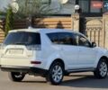 Белый Мицубиси Аутлендер, объемом двигателя 3 л и пробегом 269 тыс. км за 10500 $, фото 36 на Automoto.ua