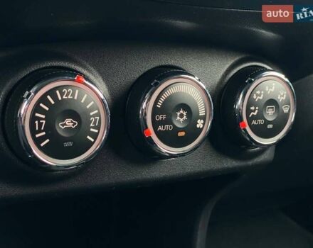 Білий Міцубісі Аутлендер, об'ємом двигуна 2 л та пробігом 248 тис. км за 10490 $, фото 30 на Automoto.ua