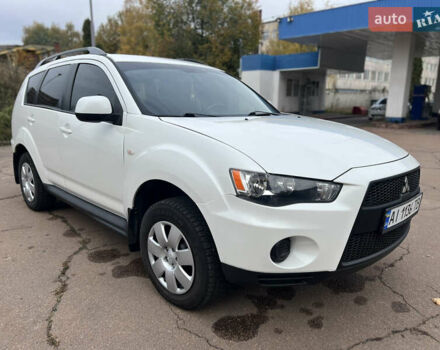 Білий Міцубісі Аутлендер, об'ємом двигуна 2.36 л та пробігом 260 тис. км за 9700 $, фото 20 на Automoto.ua