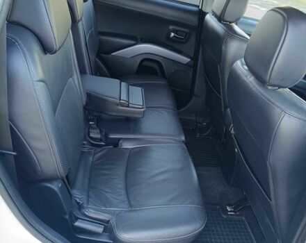 Белый Мицубиси Аутлендер, объемом двигателя 2.2 л и пробегом 232 тыс. км за 11100 $, фото 6 на Automoto.ua