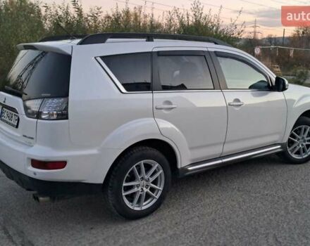 Белый Мицубиси Аутлендер, объемом двигателя 2.27 л и пробегом 191 тыс. км за 10999 $, фото 8 на Automoto.ua