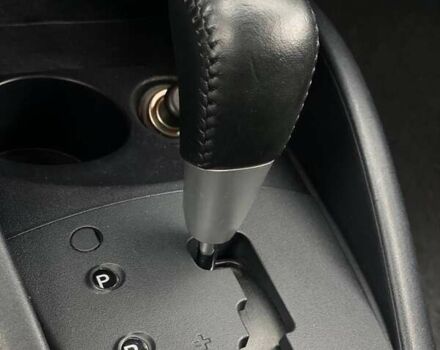 Білий Міцубісі Аутлендер, об'ємом двигуна 2 л та пробігом 248 тис. км за 10490 $, фото 34 на Automoto.ua