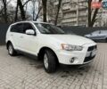 Белый Мицубиси Аутлендер, объемом двигателя 2.35 л и пробегом 192 тыс. км за 9300 $, фото 6 на Automoto.ua