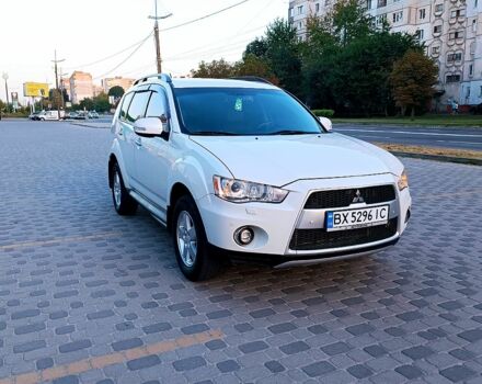 Белый Мицубиси Аутлендер, объемом двигателя 2.4 л и пробегом 187 тыс. км за 9700 $, фото 4 на Automoto.ua