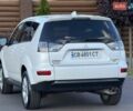 Белый Мицубиси Аутлендер, объемом двигателя 3 л и пробегом 269 тыс. км за 10500 $, фото 23 на Automoto.ua