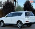 Белый Мицубиси Аутлендер, объемом двигателя 3 л и пробегом 269 тыс. км за 10500 $, фото 17 на Automoto.ua