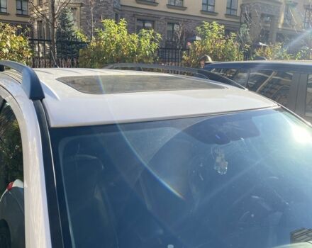 Белый Мицубиси Аутлендер, объемом двигателя 2.4 л и пробегом 154 тыс. км за 12500 $, фото 7 на Automoto.ua