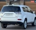 Белый Мицубиси Аутлендер, объемом двигателя 3 л и пробегом 269 тыс. км за 10500 $, фото 31 на Automoto.ua
