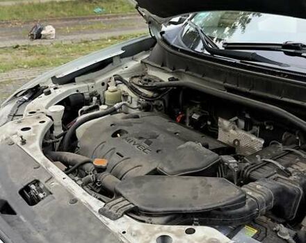 Белый Мицубиси Аутлендер, объемом двигателя 2 л и пробегом 172 тыс. км за 10999 $, фото 30 на Automoto.ua