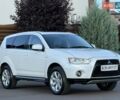 Белый Мицубиси Аутлендер, объемом двигателя 3 л и пробегом 269 тыс. км за 10500 $, фото 16 на Automoto.ua