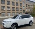 Белый Мицубиси Аутлендер, объемом двигателя 2.36 л и пробегом 152 тыс. км за 11500 $, фото 13 на Automoto.ua