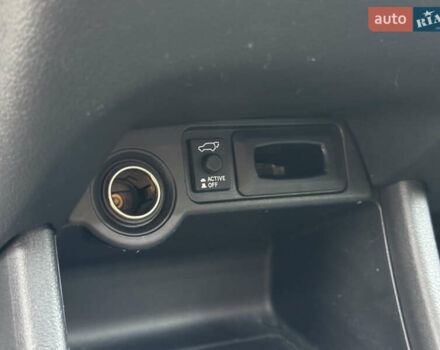 Белый Мицубиси Аутлендер, объемом двигателя 2.27 л и пробегом 264 тыс. км за 13500 $, фото 36 на Automoto.ua