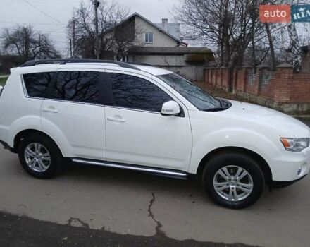 Білий Міцубісі Аутлендер, об'ємом двигуна 2.2 л та пробігом 181 тис. км за 12300 $, фото 2 на Automoto.ua