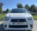 Білий Міцубісі Аутлендер, об'ємом двигуна 2 л та пробігом 260 тис. км за 9500 $, фото 1 на Automoto.ua