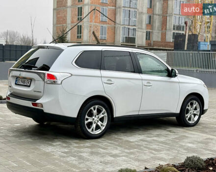 Белый Мицубиси Аутлендер, объемом двигателя 2.27 л и пробегом 264 тыс. км за 13500 $, фото 58 на Automoto.ua
