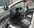 Білий Міцубісі Аутлендер, об'ємом двигуна 2.27 л та пробігом 177 тис. км за 11650 $, фото 16 на Automoto.ua