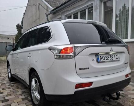 Белый Мицубиси Аутлендер, объемом двигателя 2.3 л и пробегом 247 тыс. км за 14100 $, фото 11 на Automoto.ua