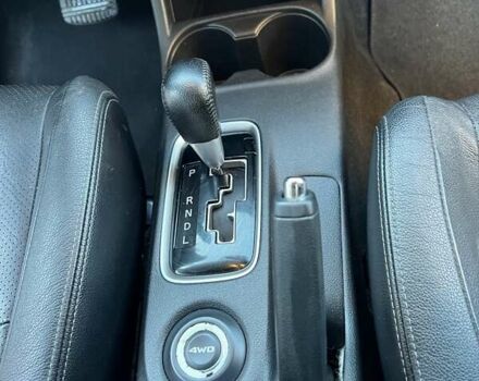 Білий Міцубісі Аутлендер, об'ємом двигуна 2.27 л та пробігом 215 тис. км за 12800 $, фото 14 на Automoto.ua